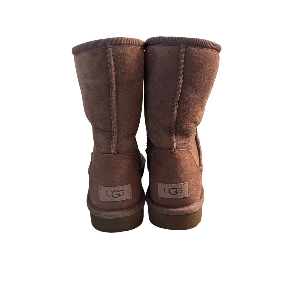 UGG Classic Short II‎ Chestnut Brown Suede Sheepskin Boots 1016223 Womens 9